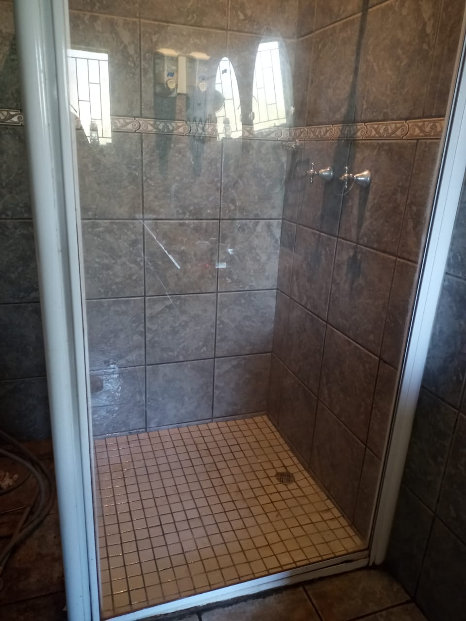 Shower Door after cleaning